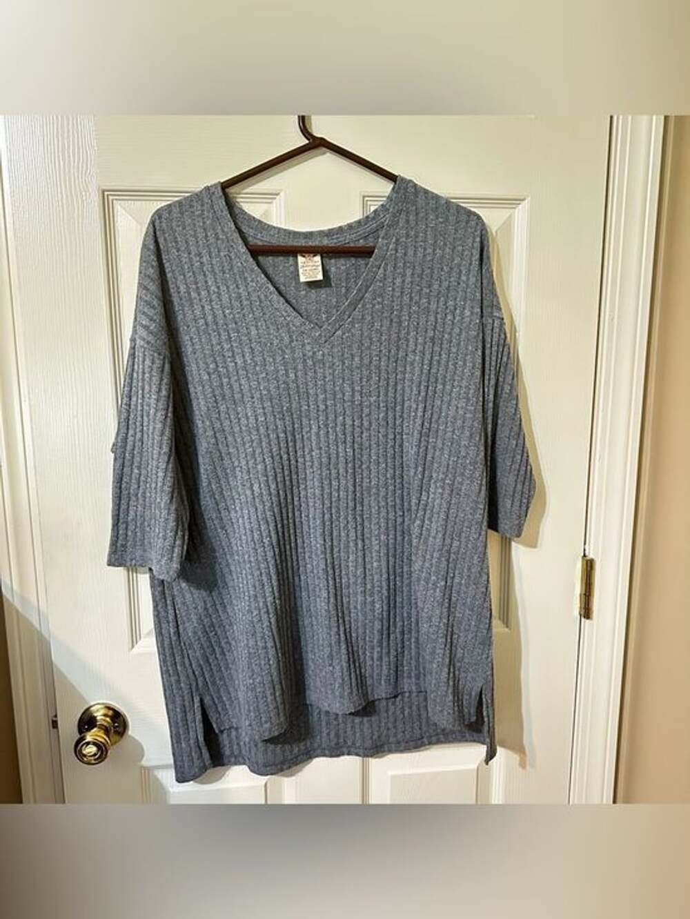 Faded Glory Gray Ribbed V-Neck Sweater Tunic
